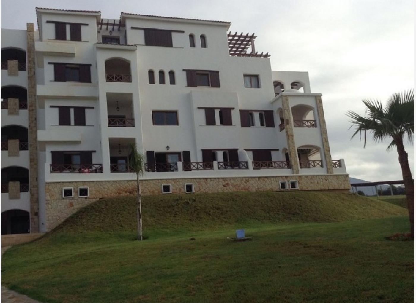Programme neuf  à vendre à  Cabo Negro - 2